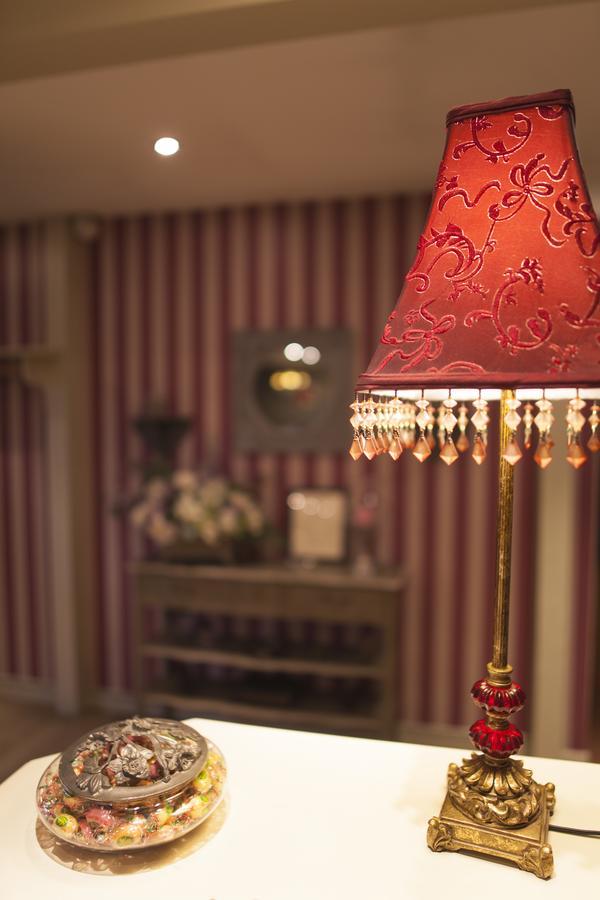 The Originals City, Le Cottage Hotel, Bruay La Buissiere Exteriör bild